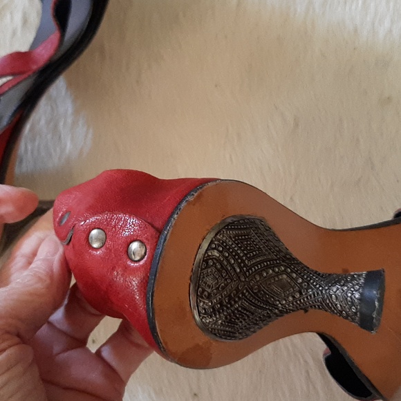 Gydwoq sandals red leather like new size 38 1/2. - Picture 4 of 4